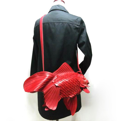 dichotomous-dragon: mayahan: Japanese Goldfish Bags Handcrafted By Atelier Iwakiri Omg o.O