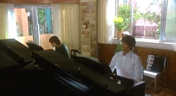 Nodame & Chiaki playing Mozart’s sonata for two pianoin the drama (episode 1) and in the l