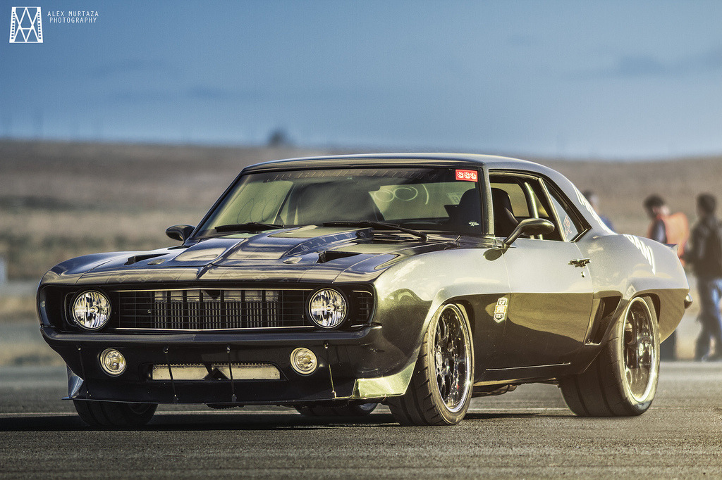 rhubarbes:Classic camaro by Alex Murtaza.More concept art here.