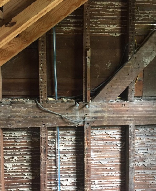 oldfarmhouse:Authentic 1917 FarmHouse https://www.instagram.com/our1917farmhouse
