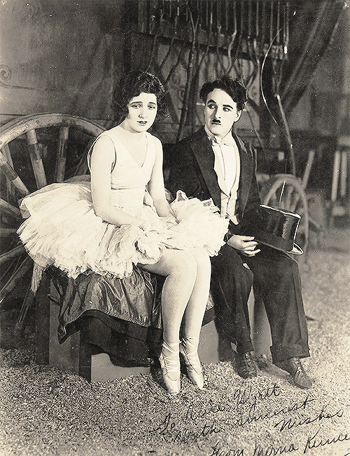Merna Kennedy And Charlie Chaplin In The Circus (1928)