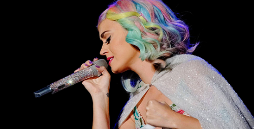 10.03 - Katy Perry Performs At Hipodromo de Palermo, Buenos Aires [HQ]