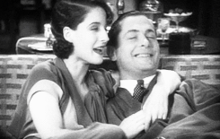 alexdrakes:  Norma Shearer + dimple smile 