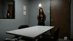 secretsunkept:politijohn:politijohn:Bernie when Bezos arrives:His attendance shouldn’t be optional…….
