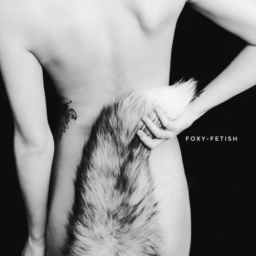 foxy-fetish: Foxy-Fetish.tumblr.com