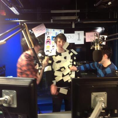 mumblingnevermind:  sarahisnotonice:  Just looking through my old pictures on my laptop… please tell me Phil actually stuck that post-it to Dans crotch.  x  he did 