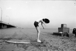 hiro-the-ag:The Ramones: Joey Ramone on surf