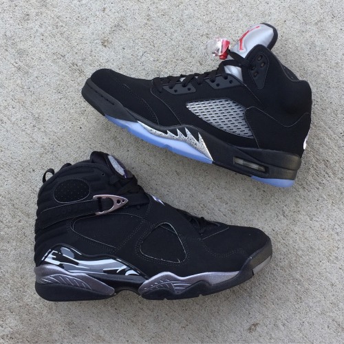 jmsneakers: top or bottom? follow us on INSTAGRAM