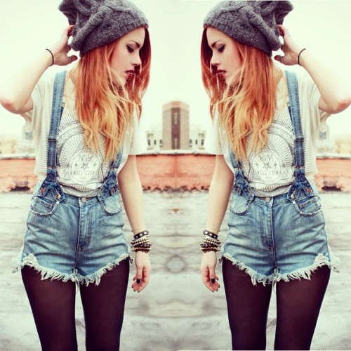 driveshesaid:  This outfit on my latest blog post :) le-happy.com!!!