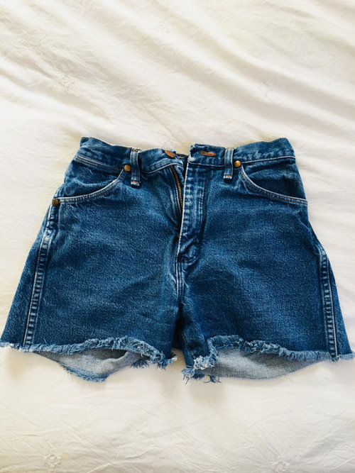 Wrangler Cut-Offs //Sageandcitrusvintage