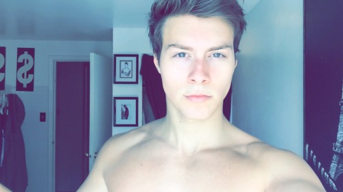 b0nk3rz:  9 selfies of 2015