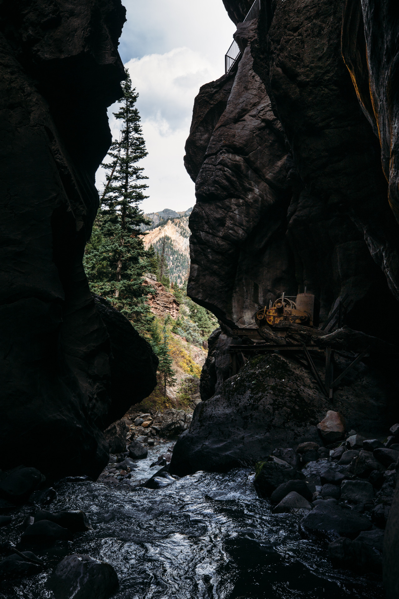 christophermfowler:
“Box Canyon Falls | Ouray, CO | October 2017
”