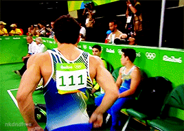 nkdndfms:  Arthur Mariano 