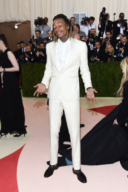 Celebritiesofcolor:  Wiz Khalifa Attends The ‘Manus X Machina: Fashion In An Age