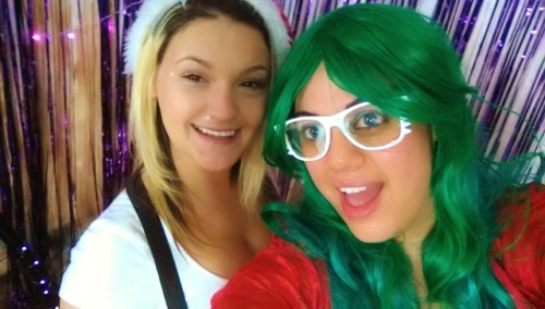 mylatinacrush:Just put out a NEW #Christmas Special Video starring Myself #MyLatinaCrush and the ver