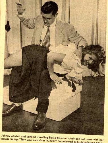 spankingyesterday:  Via A Voice in the Corner