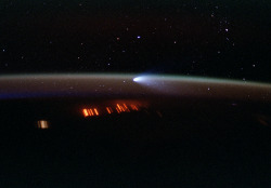 Humanoidhistory:  A Time-Lapsed Image Of Comet Hale-Bopp At Sunset Over The Earth’s