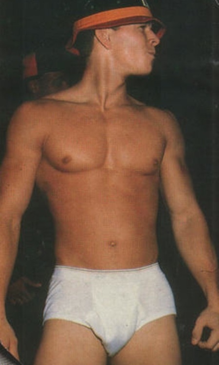 Porn photo male-and-others-drugs:   Mark Wahlberg shirtless
