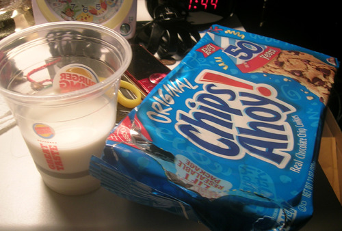 nearly 2am snack time, who wants to join me :33c 