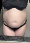 peach-belly:a 40 lb difference 🥵
