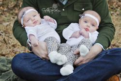 adorablechildren:  Twin 2 month olds by AbbyMPhotography