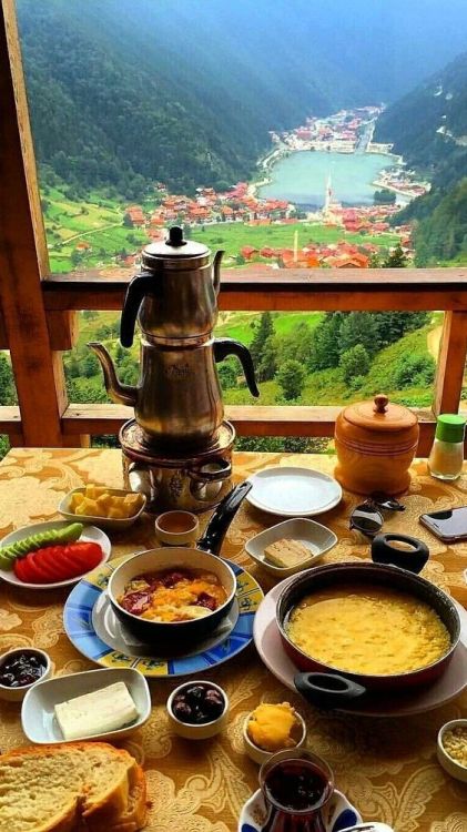 Türk Kahvaltısı, Turkish Breakfeast, Rize, Turkey, Türkiye