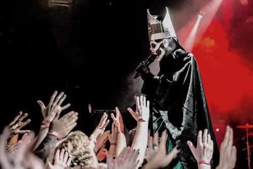 papa emeritus