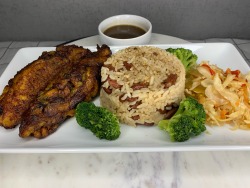 rob-walks-deactivated20210614:Let’s start our month off right. Oxtail stuffed sweet