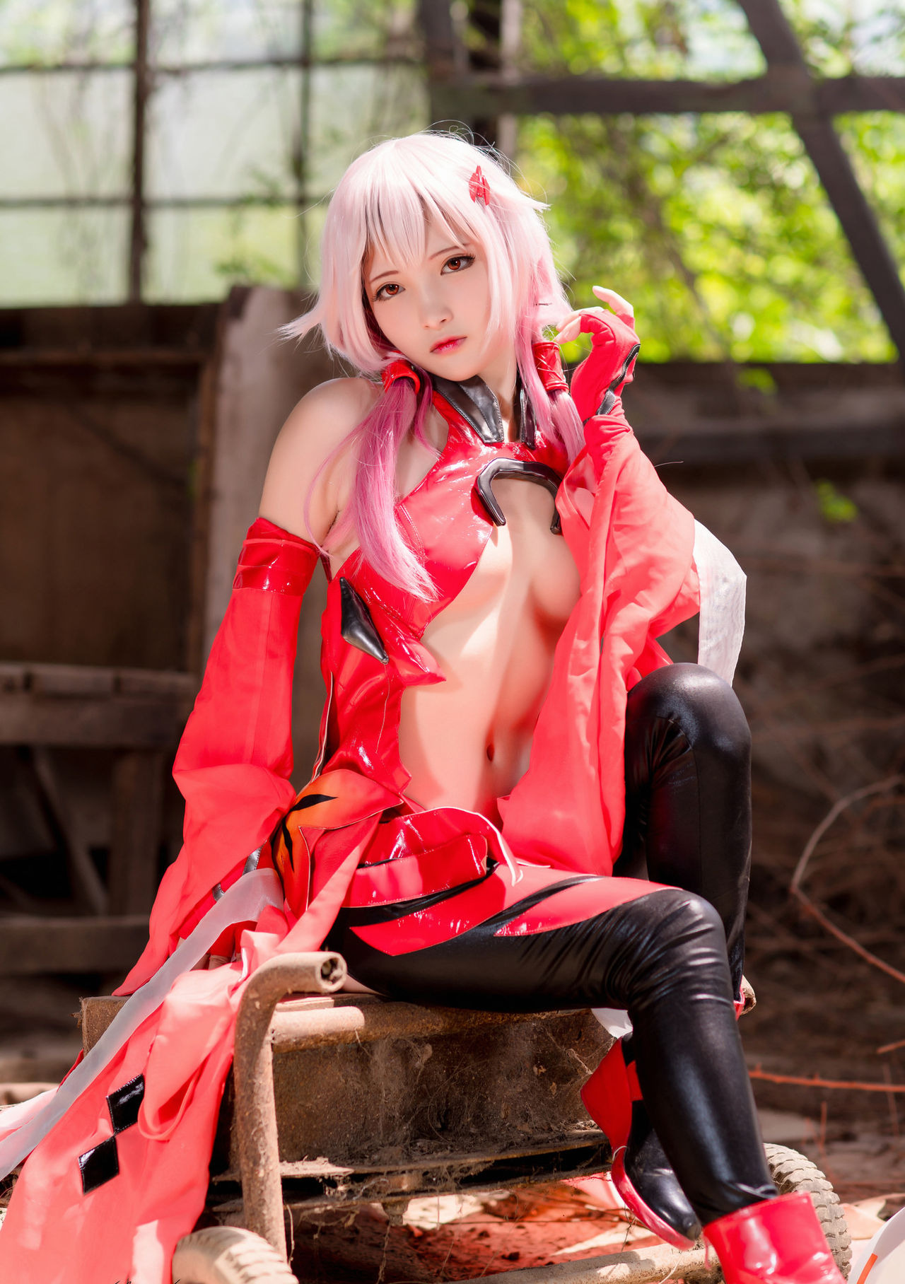 scandalousgaijin:Inori Yuzuriha