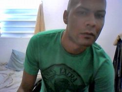 prpornlover:  Toa Alta tiene un gran bicho entre ellos…
