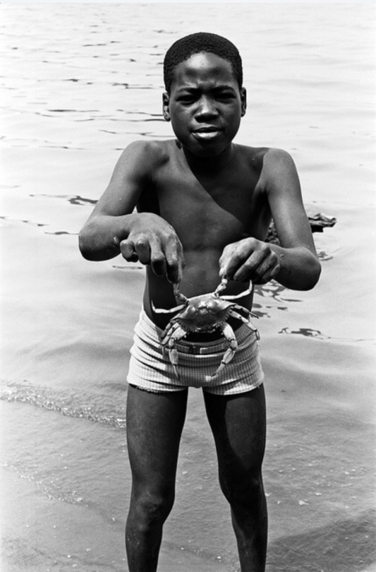 lostinurbanism:  Baltimore, Maryland. Photographs by Breck Chapman as part of the University of Baltimore’s Langsdale Library (1968-1996 collection)