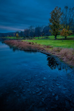 lightconspiracy:  Blue Hour at the Lake 