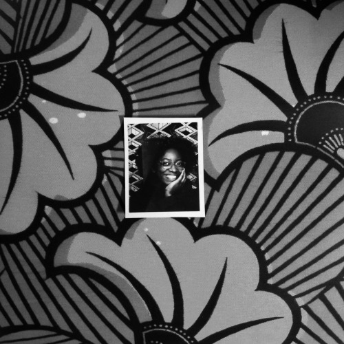 Magnifique exposition du travail du photographe autodidacte malien Seydou KEÏTA . De très belles pho