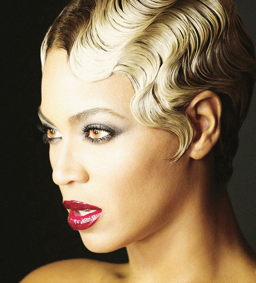 thebatmn:  Beyoncé, The Visual Album. 
