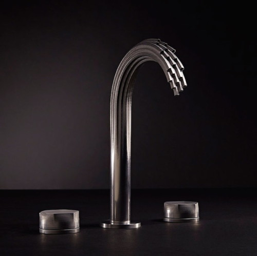 asylum-art-2:  arAmerican Standard  splashes out DXV line of  3D Printed metal faucets via: designboom north american plumbing and building product manufacturer american standard, revealed a ‘DXV‘  line of metal 3D printed faucets that revamp the