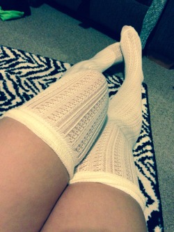 mostlypxrn:  got some thigh highs &amp; new undies 😋