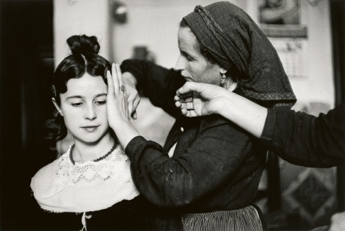 Navalcan (Sunday in a Spanish village), 1955, Inge Morath. Austrian (1923 - 2002)