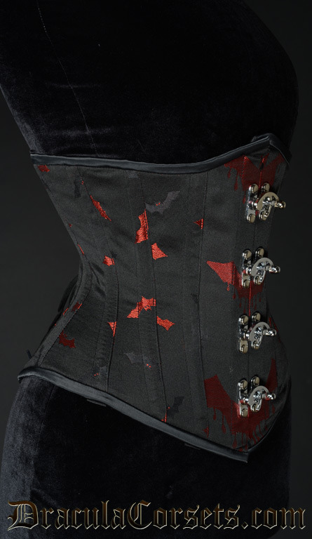 gothiccharmschool:  draculaclothing:  Bat Corset  Um. Um. I THINK I NEED THIS.