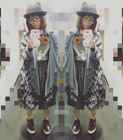 Hipster to be a cat #ootd #putumayo #secrethoney #zoharatights #mystyle