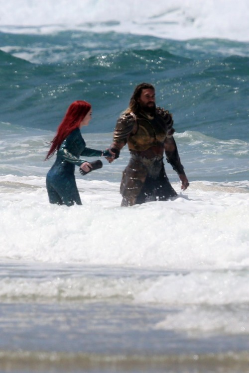 justiceleague:Jason Momoa and Amber Heard filming for Aquaman (2018) at Currumbin Beach on October 2