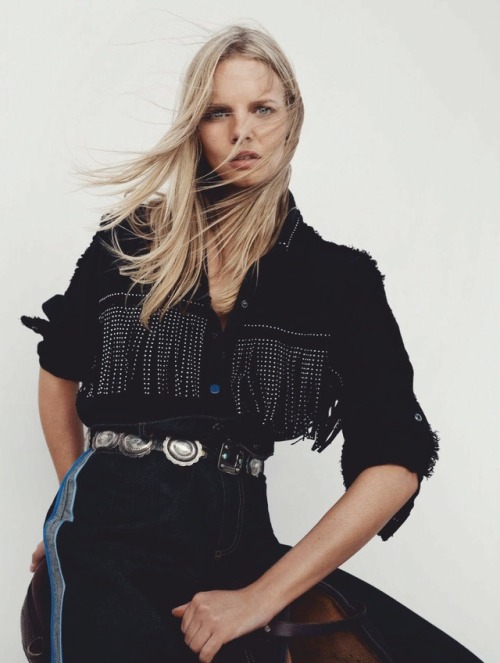 (via Marloes Horst in Elle Australia January 2019 by Simon Lekias)
