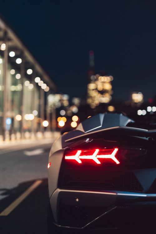 Aventador S