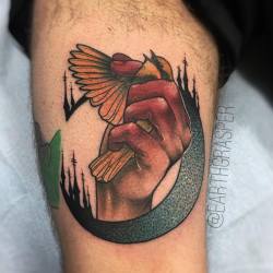 earthgrasper:  A bird in the hand done at @goodlandtattoo #earthgrasper #bowersmachines #kingpintattoosupply #eternalink #hushanestetic #redemptiontattoocare #goldenruletattoo #tattourist #milwaukee 