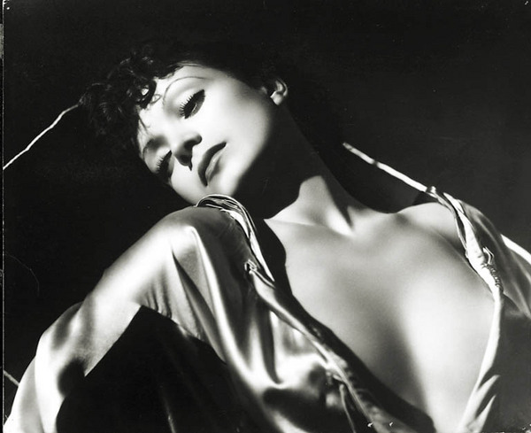 indypendent-thinking:  GEORGE HURRELL, CONCHITA MONTENEGRO, 1931 