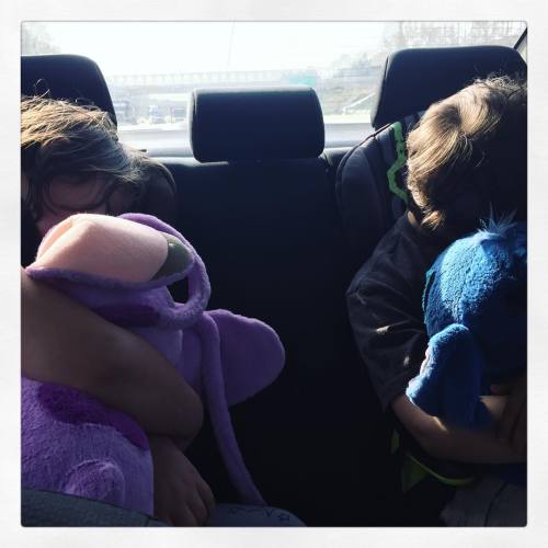 Sleeping in the car with stitch and angel. #vacation #disney #disneyland #disneygram #disneyside #in