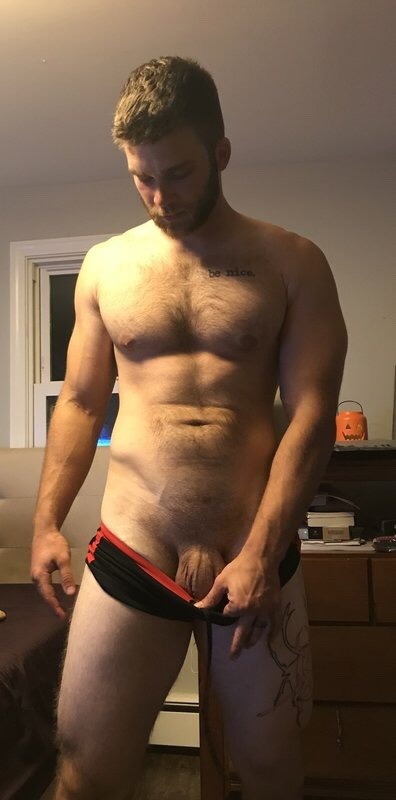 pepperoni-lover:       The internet is my favorite place.  I’d like to nibble on his 🍆  