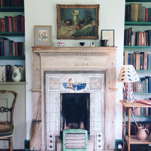 readingbukowski: Virginia Woolf’s Bedroom. (at Monk’s House NT)