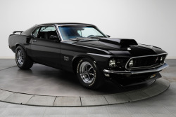 justtightstuff:  mustangsdaily.com  1969 Ford Mustang Boss 429-sick!