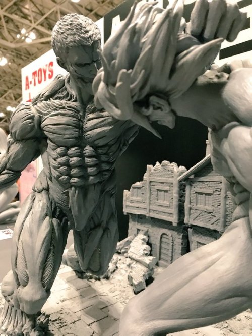 snkmerchandise:  News: A-Toys Co. LTD 1-Meter Armored Titan & Attack Titan Figure (Limited) Original Release Date: TBD 2018Retail Price: 66,000 Yen (Limited to 100 pieces) A-Toys Co. LTD has unveiled a preview of their upcoming 1-meter tall figure