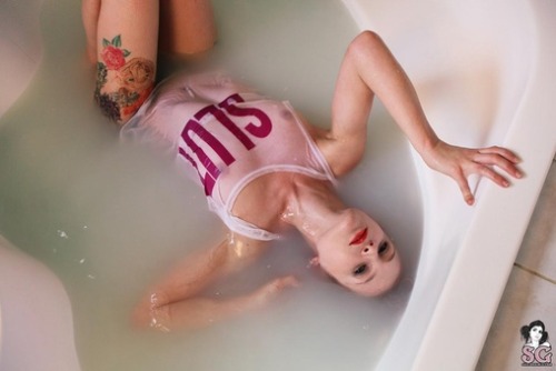 its-amika:  Lunar Suicide - WET (coming towards end of October) lunar.suicidegirls.com suicidegirls sg-babes suicidegirls-southafrica 